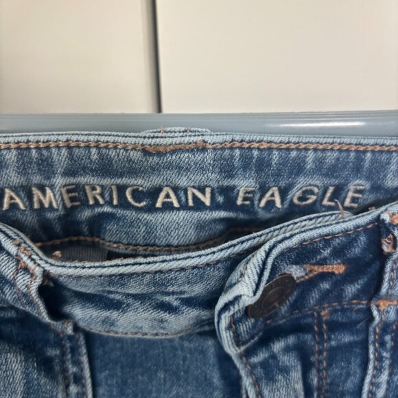 American Eagle High Rise Flare Jeans Size 4 Short Inseam - Picture 3 of 4